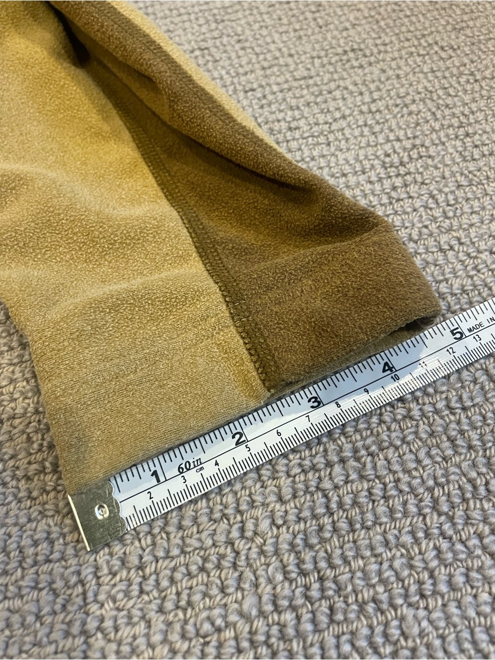 Patagonia Men's Tan and Black Jacket - Picture 12 of 14